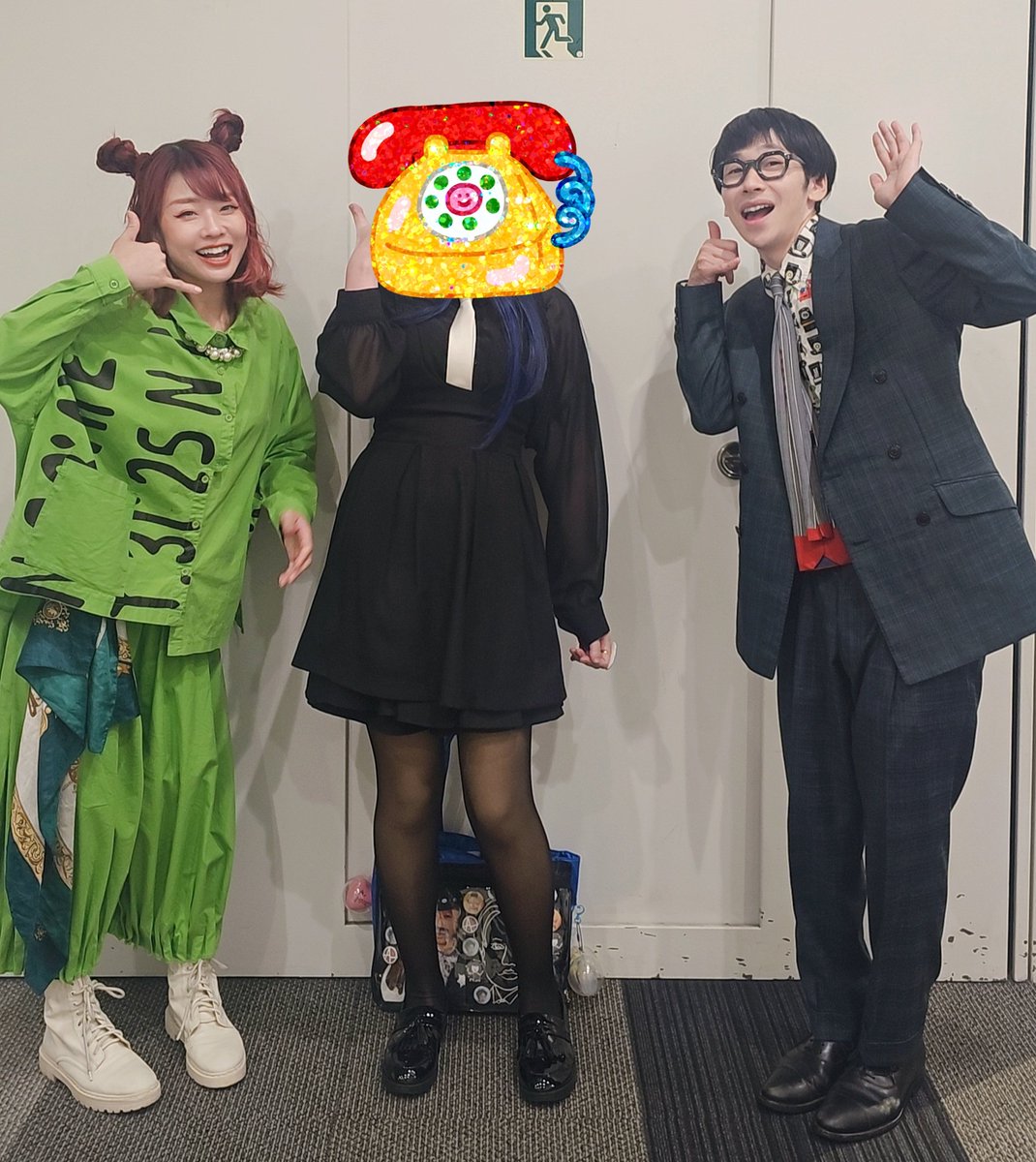 blue_niken's tweet photo. 2拳急遽追加＋前説もし☆コル＝行くしかない。との事で…一昨日が、入院前最後のライブだったはずが、今日が本当の入院前最後のライブでした😌もし☆コルの前説久々だったけど、楽しかった⸜( *´꒳`*)⸝もし☆コルさん、本当に本当にありがとうございました…!!大切にします✨ https://t.co/njYhrSYSP8