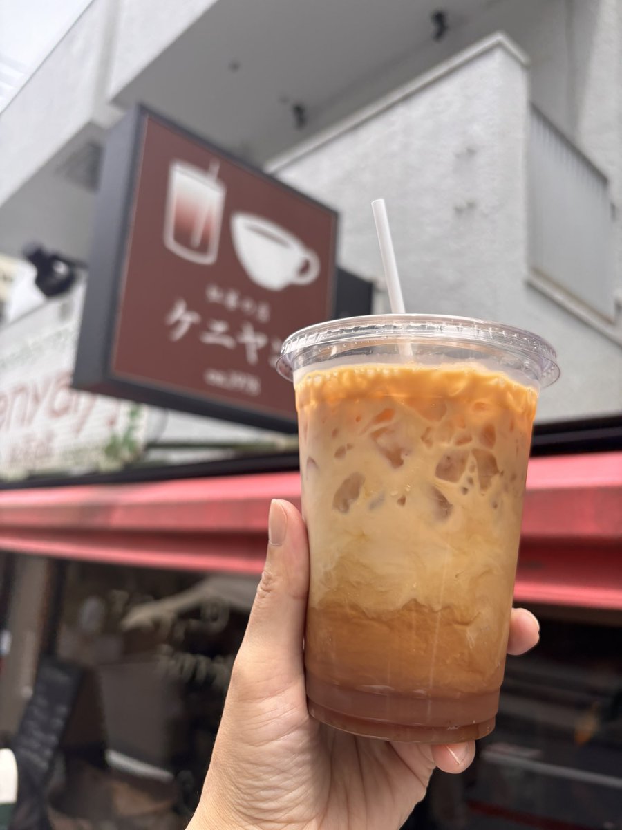 higuchin46's tweet photo. 今月のお茶活

チャジャン
ジャスミンの香りが強くて良き
演出が可愛い🩷

アーン チャイ＆ティー
オリジナル　
スパイス強め
慣れるまで辛いww
癖になる

マンモスコーヒー
でかいww

ケニヤン
アイミティー
マジ美味しい✨ https://t.co/O8FsvePEM7
