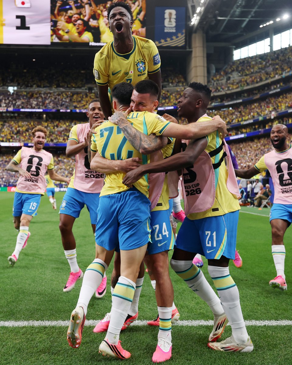 FIFAcom tweet picture