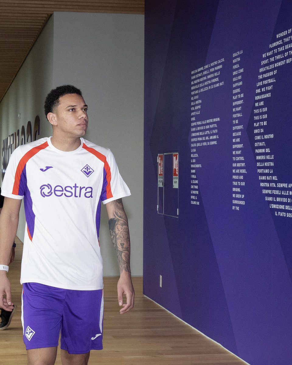acffiorentina's tweet photo. Viery è qui💜⚜️

📍 Rocco B. Commisso Viola Park 
🩺 Visite mediche in corso

#forzaviola #fiorentina https://t.co/cpLJ0PklTG
