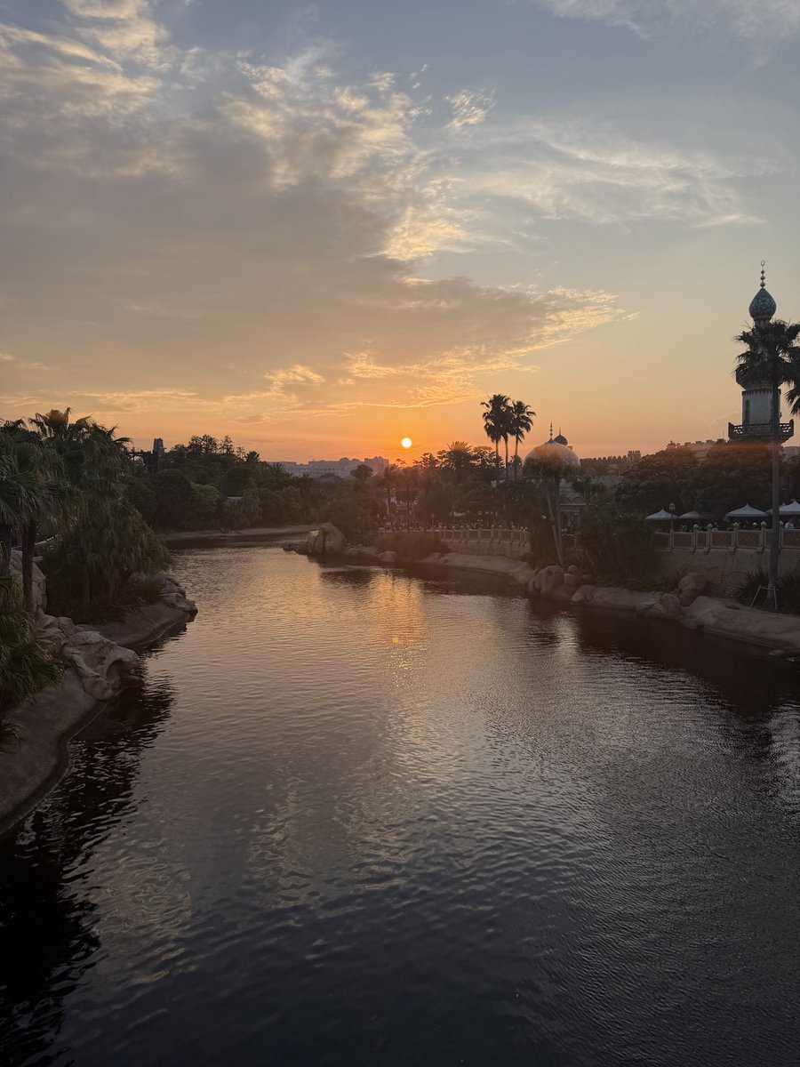 tosan712's tweet photo. #disneysea https://t.co/RD8touz3qt