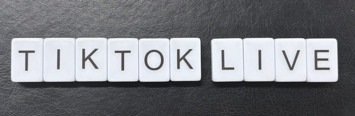こんにちは！ 本日18時30分 TikTok Liveを行いまーーす👏 周年セール