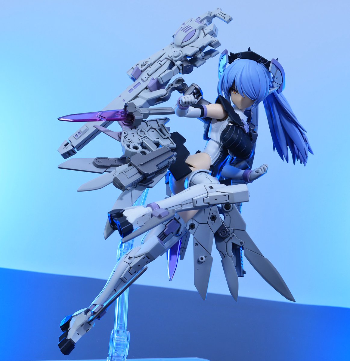 kaz_i_unknown's tweet photo. 30MS『オルトロア・ディクロス(アーリーコスチューム)』
サイズ制限有、接着可、切削不可のレギュレーション(所謂30MLクリエイターズワークス)に投稿したものの供養です
#30MS
#30ミニッツの日 https://t.co/M9Ss67FuJY