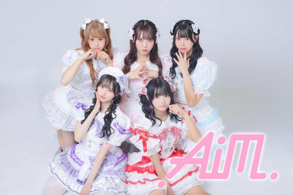 _aim_idol's tweet photo. ꒰ঌ ♡ スタッフ募集のお知らせ ♡ ໒꒱

この度、株式会社 Heatentertainmentでは事業拡大に伴い、新しいスタッフを募集いたします！

アイドルやエンターテインメントのお仕事に興味がある方、一緒に素敵な現場を作ってくださる方をお待ちしております✨

━━━━━━━━━━━━━━━
募集職種
①チェキスタッフ ②マネージャー
━━━━━━━━━━━━━━━

応募条件
①チェキスタッフ ・女性の方 ・名古屋市まで電車で
1時間以内にお住まいの方 ・平日夜帯、土日を中心に勤務可能な方

②マネージャー ・20歳以上の心身ともに健康な方（性別不問） ・PCで簡単な事務作業（Excel・Word・メール対応など）ができる方 ・週5日程度勤務できる方

━━━━━━━━━━━━━━━
給与
♡ チェキスタッフ 1現場 4,000円（交通費込み）
♡ マネージャー 経験・能力を考慮のうえ決定 ※詳細は面談時にご案内いたします。
━━━━━━━━━━━━━━━

応募方法
ご応募をご希望の方は、下記項目をご記入のうえ、公式DMまたはメールアドレス
（info@heat-entertainment.jp）
までご連絡ください✨

・氏名（フリガナ） ・年齢 ・性別 ・希望職種（①チェキスタッフ／②マネージャー） ・電話番号 ・メールアドレス ・現在のご職業 ・経験の有無（ある場合は詳細をご記入ください） ・最寄駅 ・応募理由
たくさんのご応募をお待ちしております♡
#スタッフ募集　#アイドル運営募集
