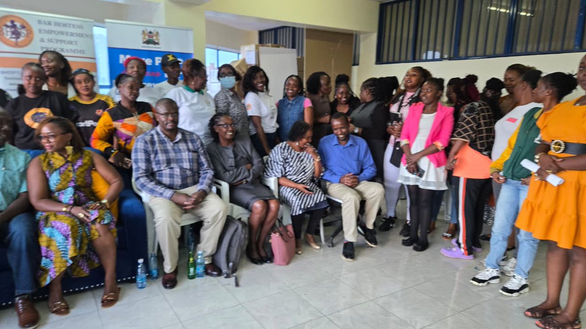 bhesp's tweet photo. BHESP was privileged to host the AJWS President for a tour of our clinic and community engagement .The visit provided an opportunity to engage with our staff, peer educators, and community members creating a platform for meaningful discussions on the current HIV response. https://t.co/sDUhcFW3oy