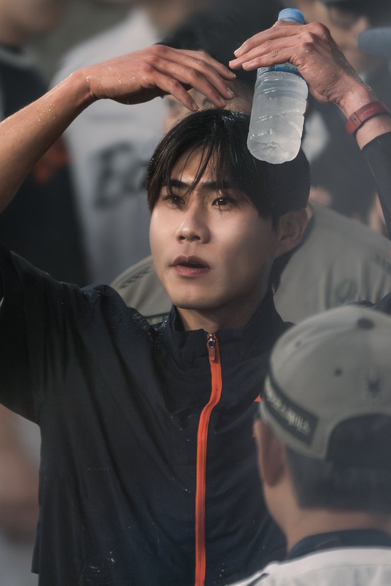 wj_file's tweet photo. #심우준 

여름, 夏 https://t.co/Keiky4Qj18