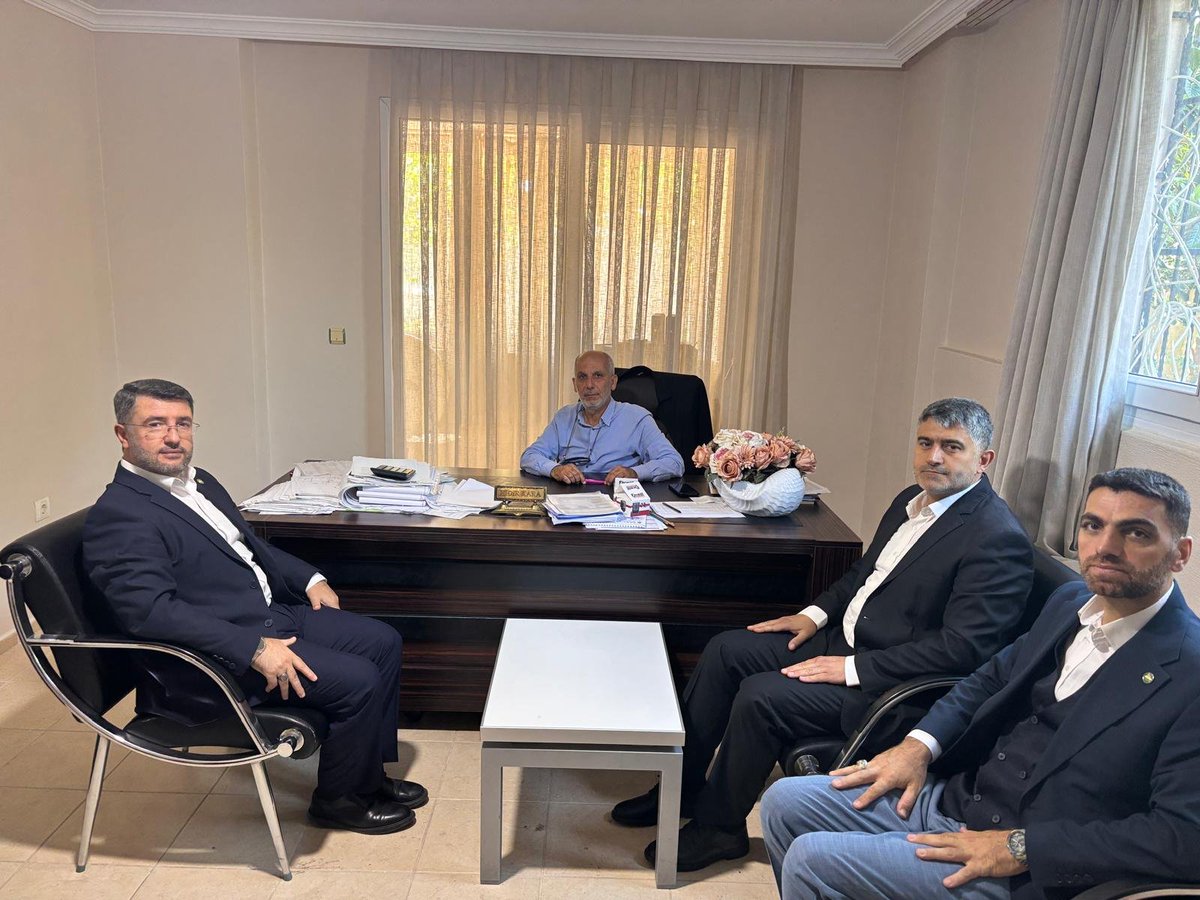 FBeyazcicek01's tweet photo. 📍 Çukurova

İlçe Başkanımız Sayın Hüseyin Ayaydın ile birlikte MİMKA Mimarlık'ın sahibi Sayın Hıdır Kara'yı ziyaret ettik.

Mimarlık sektörü, kentleşme süreçleri ve güncel gelişmeler üzerine verimli bir istişare gerçekleştirdik.

Nazik misafirperverlikleri için kendilerine teşekkür eder, çalışmalarında başarılar ve bereket dileriz.
#HÜDAPAR #Adana #Çukurova