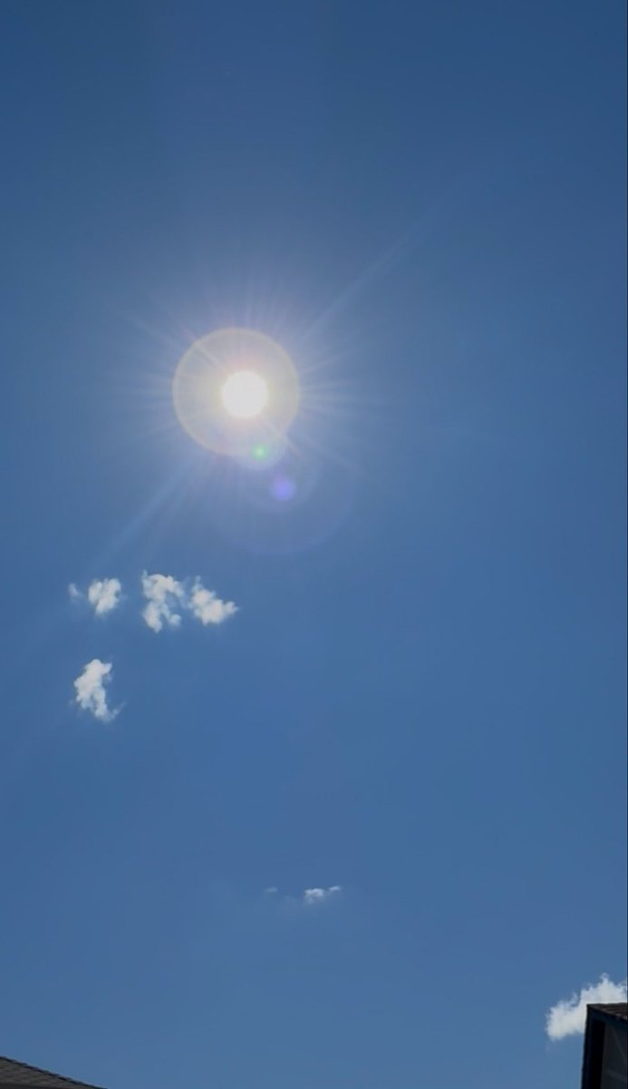 JournalingHeart's tweet photo. sunburst https://t.co/VB28AC8HjT