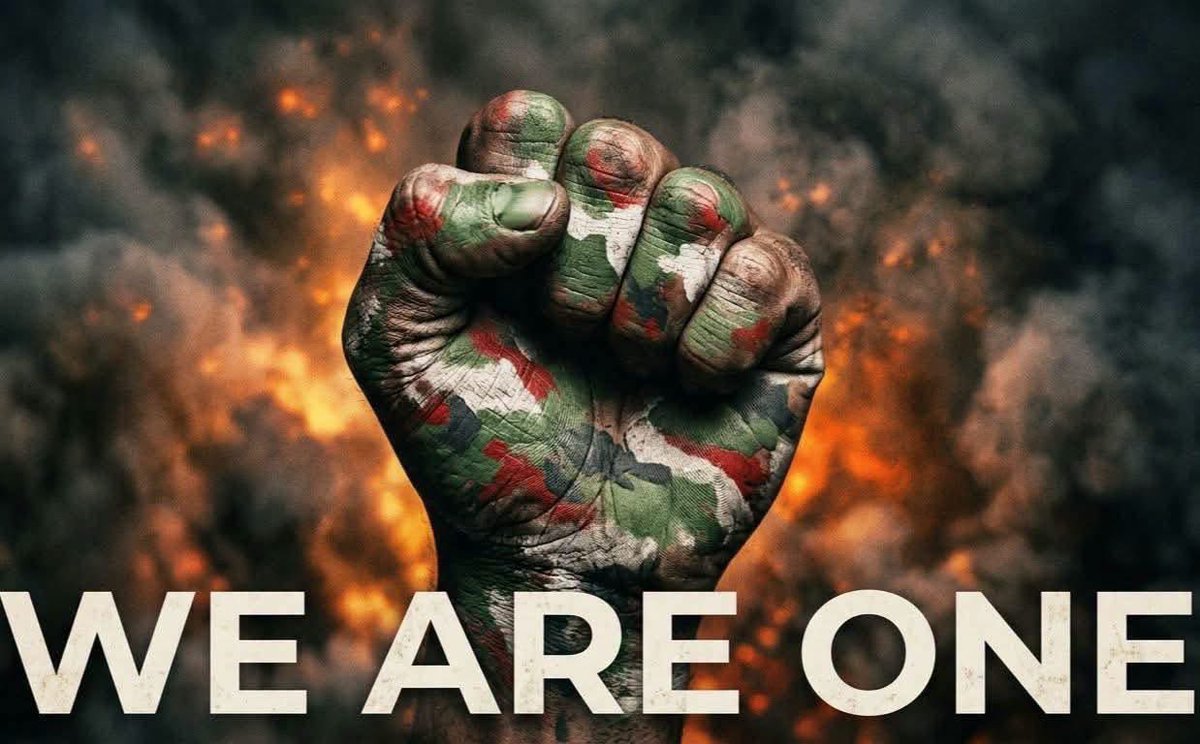 AnnaMalindogUy's tweet photo. WE ARE ONE!!! 
LABAN PILIPINAS!🇵🇭🇵🇭💪✊👊💚🇵🇭🇵🇭 https://t.co/Alrv5oX6TD