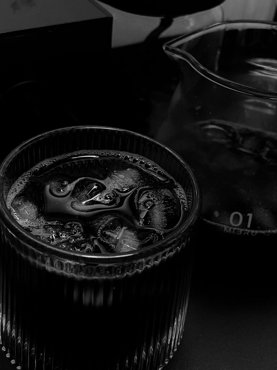 SANCARZT's tweet photo. Post-work routine, been looking forward to this caffeine break all day. https://t.co/JSbeXj5qKZ