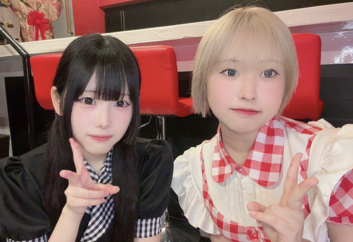 olivehamamatsu's tweet photo. ⟡.· ⎯⎯⎯⎯⎯⎯⎯⎯⎯⎯⎯⎯ ⟡.·

ｰ 𝙊𝙋𝙀𝙉 ｰ  
6/30(火)本日のキャストは…

みお @m_io_olive
くらら @krr5_olive
うぃ @u_i_olive 21時〜

⟡.· ⎯⎯⎯⎯⎯⎯⎯⎯⎯⎯⎯⎯ ⟡.·

 #浜松コンカフェ  #コンカフェ浜松  #コンカフェ  #浜松 
#メイドカフェ https://t.co/1IJjxXtV5t