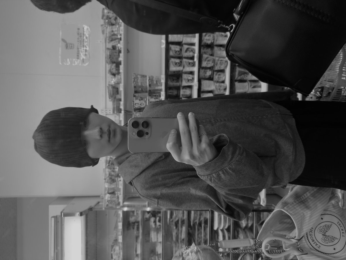 땅 tweet media