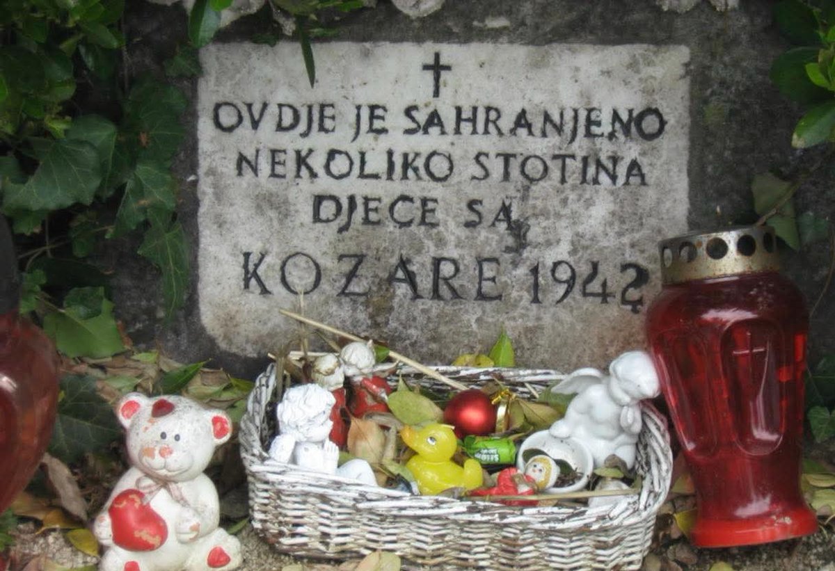 bogdan_zimonjic's tweet photo. Масовна гробница деце са Козаре. Стотине њих почива на парцели 142 у Загребу https://t.co/iTvjojjQJY
