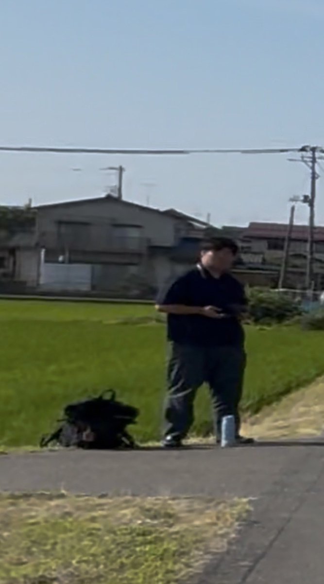 IIRubylb0's tweet photo. あなたも線路入って撮ってましたよね？すぐ近くの田んぼで撮った人から目撃あったそうですよ。 https://t.co/0lOP7eJcII