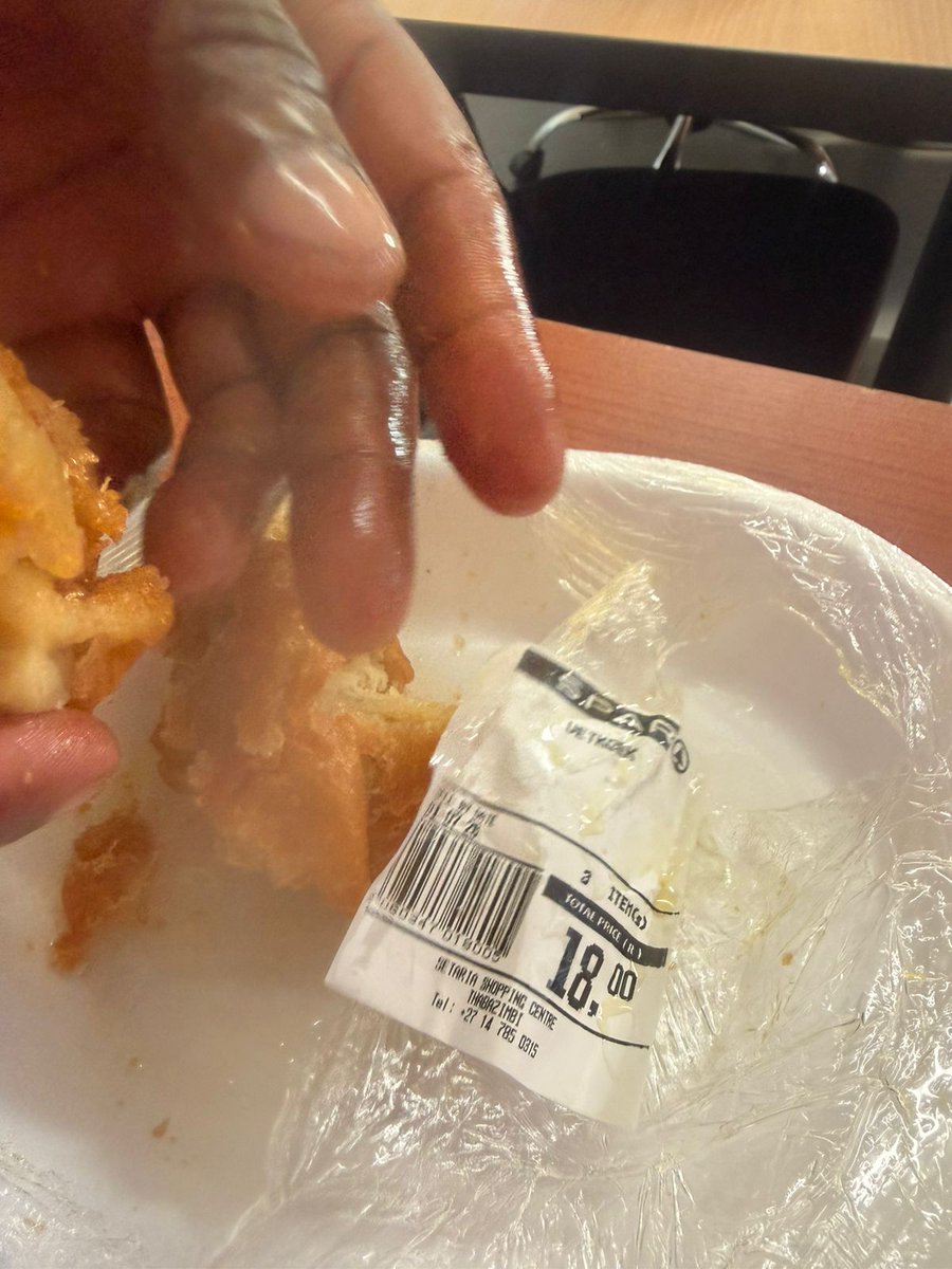 minayza's tweet photo. #June30, #Mabahambe, @My_SPAR, this is the kind of rubbish vetkoeks your Spar Sateria is selling to us. I am sure that you are very proud. https://t.co/zl8wKDFqwv
