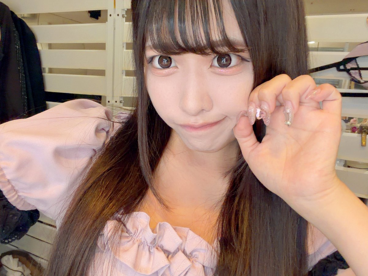 riz_fantasy's tweet photo. がー！リップ塗ってないの今気づいた！げつまつー！のみましょ！たくさん、のみましょー！⊹⁺⸜(ᐡ⸝ɞ̴̶̷ ·̮ ɞ̴̶̷⸝ᐡ)⸝⁺⊹ https://t.co/HWU0iSVmNs
