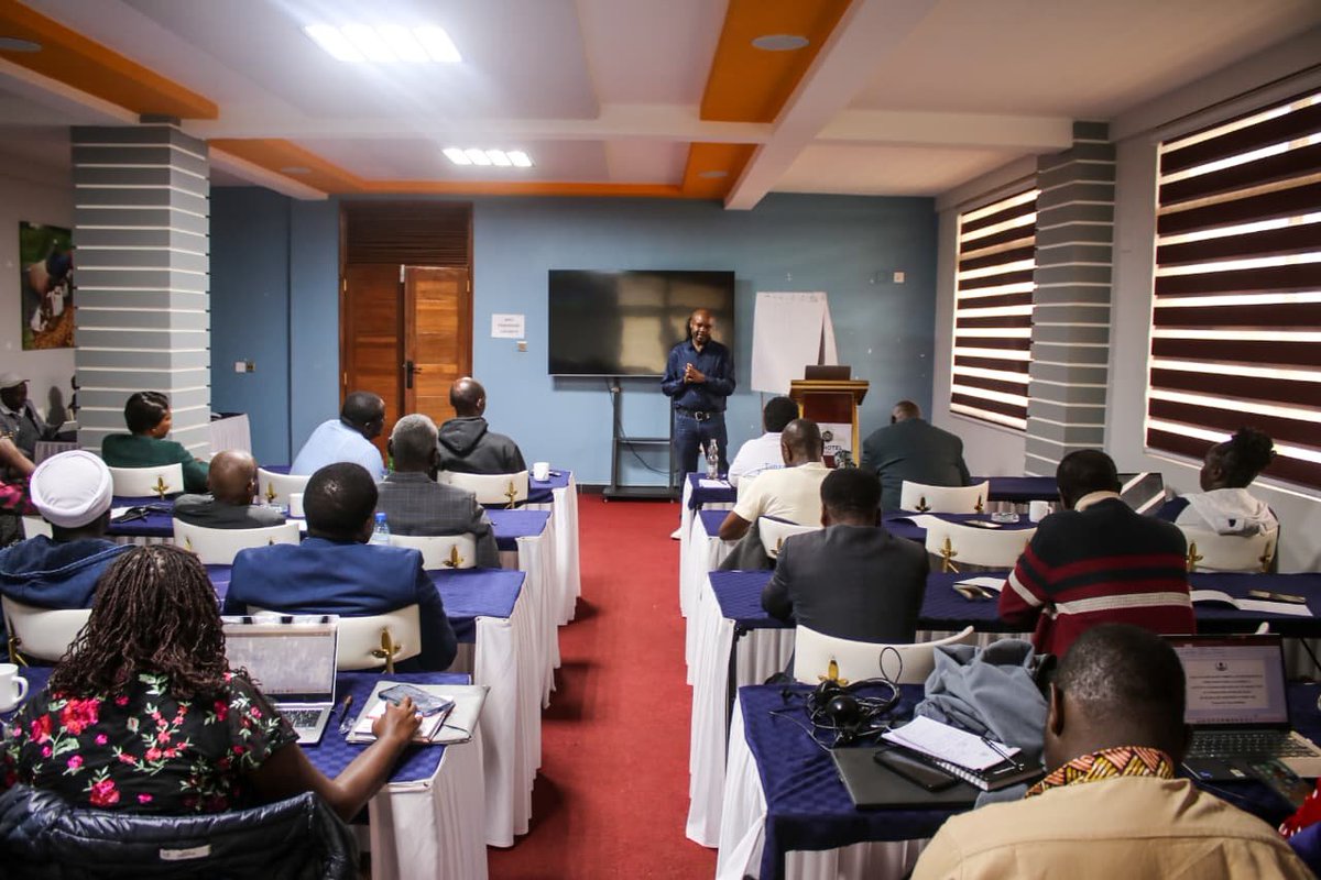 Lanablanetwork's tweet photo. Restoring River Gilgil is a shared journey. With Nakuru & Nyandarua County Govts, @WWF_Kenya @NETFUNDkenya & community members, we came together to shape a united path forward. Collective action is how rivers come back to life.
#RiverGilgil #CommunityEngagement #ToPPKenya https://t.co/z1UVs9yS9j
