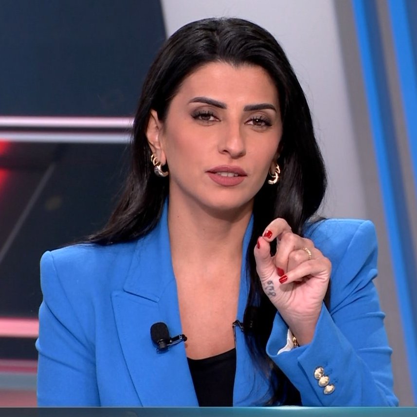 hanan_sa_malki's tweet photo. #لارا_نبهان👑
#الأخبار_الليلة🌃🕗#الحدث💎🌴💚🌴💚🌴💚🌴💚🌴💚🌴💚🌴💚 #alarabiya #instagram #TV_media📺#Foto📸 #sky_news #uae #airq #gaza #aldawha #jordana #bbc #cnn #digitalart #alhadath #socialmedia #bayrut #aljazira #foxnews #foryou
@LaraNabhan https://t.co/1o8KTYELAb