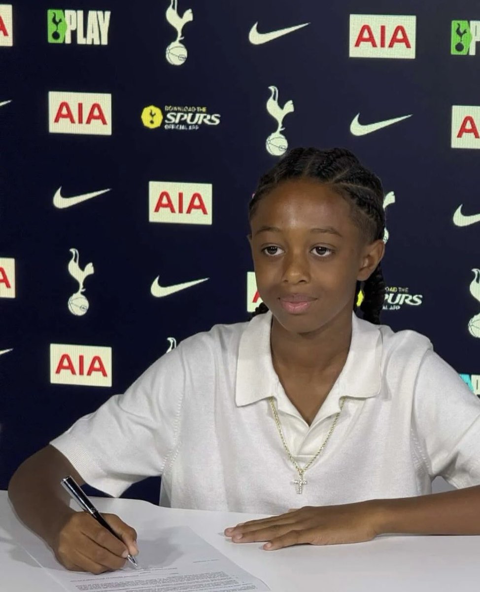briaabw's tweet photo. Officially signed his contract for Tottenham Hotspur FC. Proud of you 💙🤍⚽️ @SpursOfficial @Lilywhite_Rose https://t.co/rUDAbqMLo7