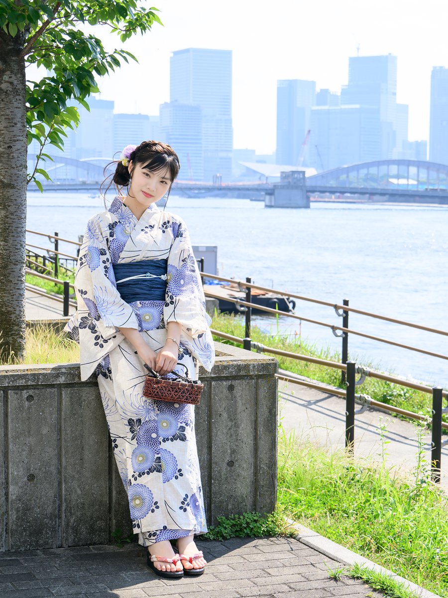 microtamabase's tweet photo. 丸上ひまりさん(@himari_marugami)
CHEER UP!! Project 6月 ファンミーティング
2026-06-13
その18
月島の隅田川沿い、背景に見えるのは勝鬨橋です。浴衣姿のひまりさん、隅田川、勝鬨橋。完璧な組み合わせ。
#丸上ひまり
#CHEERFUL
#CHEERUPproject https://t.co/lGHFgjYqWK