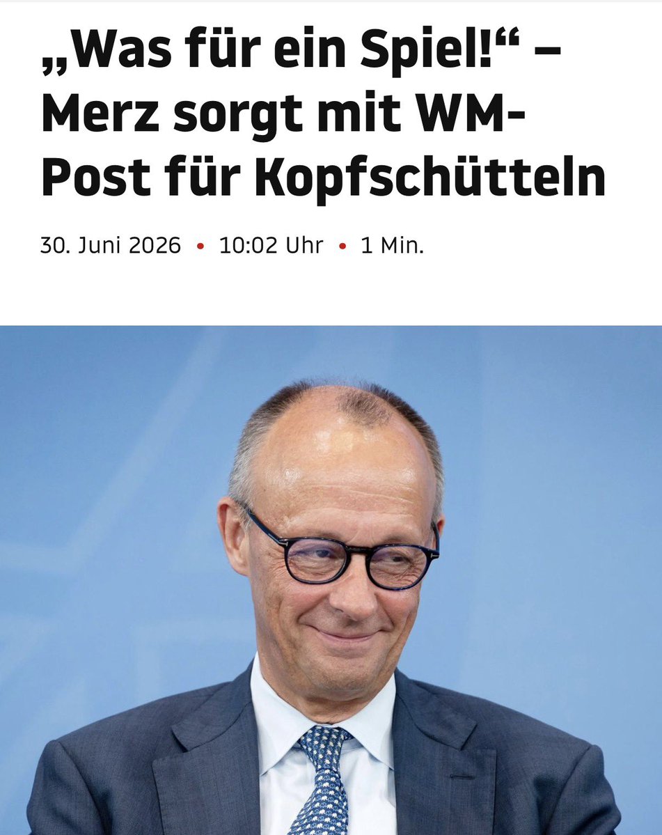 SilkeSchroederD's tweet photo. ‚Die Mannschaft‘ - durchgeimpft, divers und mit besten Haltungsnoten - nur spielen kann sie leider nicht mehr.
Darüber hinaus ist #Nagelsmann wahrscheinlich der schlecht gelaunteste und schlecht angezogenste Bundestrainer aller Zeiten.
An Rücktritt denkt er nach dem Desaster des Aus im Sechzehntelfinale (!) natürlich nicht und macht damit den #Merz des Fußballs.
Der eine verantwortet den Niedergang der Industrienation Deutschland, der andere den der Fußballnation. Verantwortung, Disziplin und Leistungsstärke machen unser Land eben nicht mehr aus. Weder als Volkswirtschaft noch auf dem Platz.
Peinlich. Traurig. Beschämend.