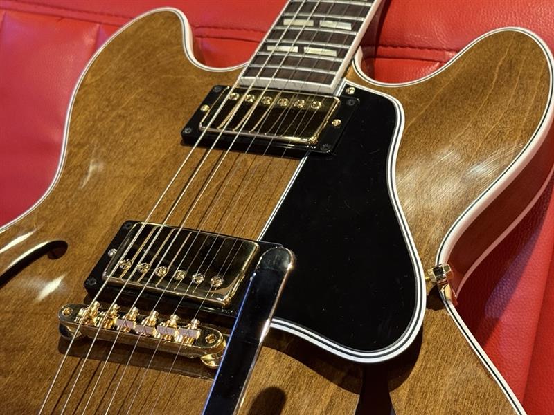 FinestGuitars's tweet photo. 店長和田ナッシュビル買付品 No.6
入荷しました!!
Gibson Custom Shop
Hand Picked Historic Collection
1964 ES-345 Reissue w/Varitone Bigsby B-7
VOS Walnut
#Gibson #Nashville #FinestGuitars #店長和田 #買付品 #ES345 #Walnut https://t.co/R0IGOpKc3l