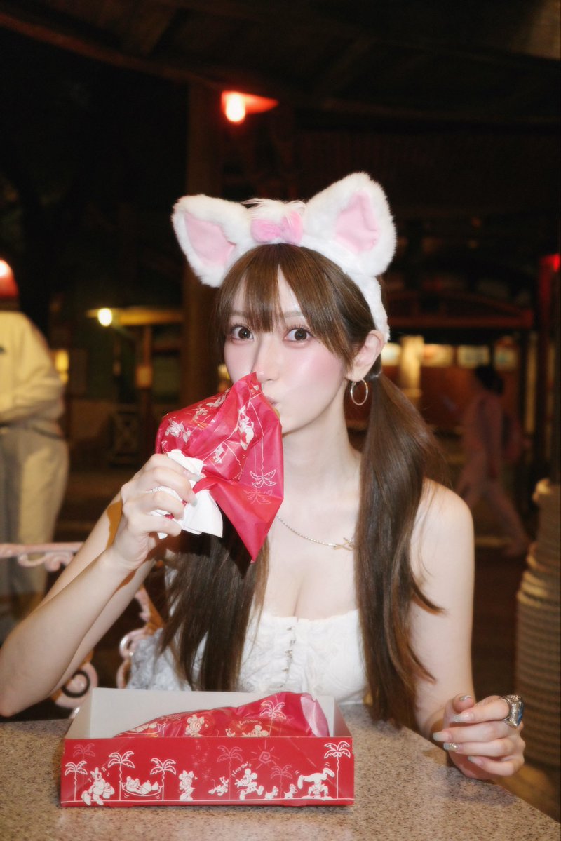 ディズニーランド🐭🎀 カチューシャはマリーちゃん キラキラリングは