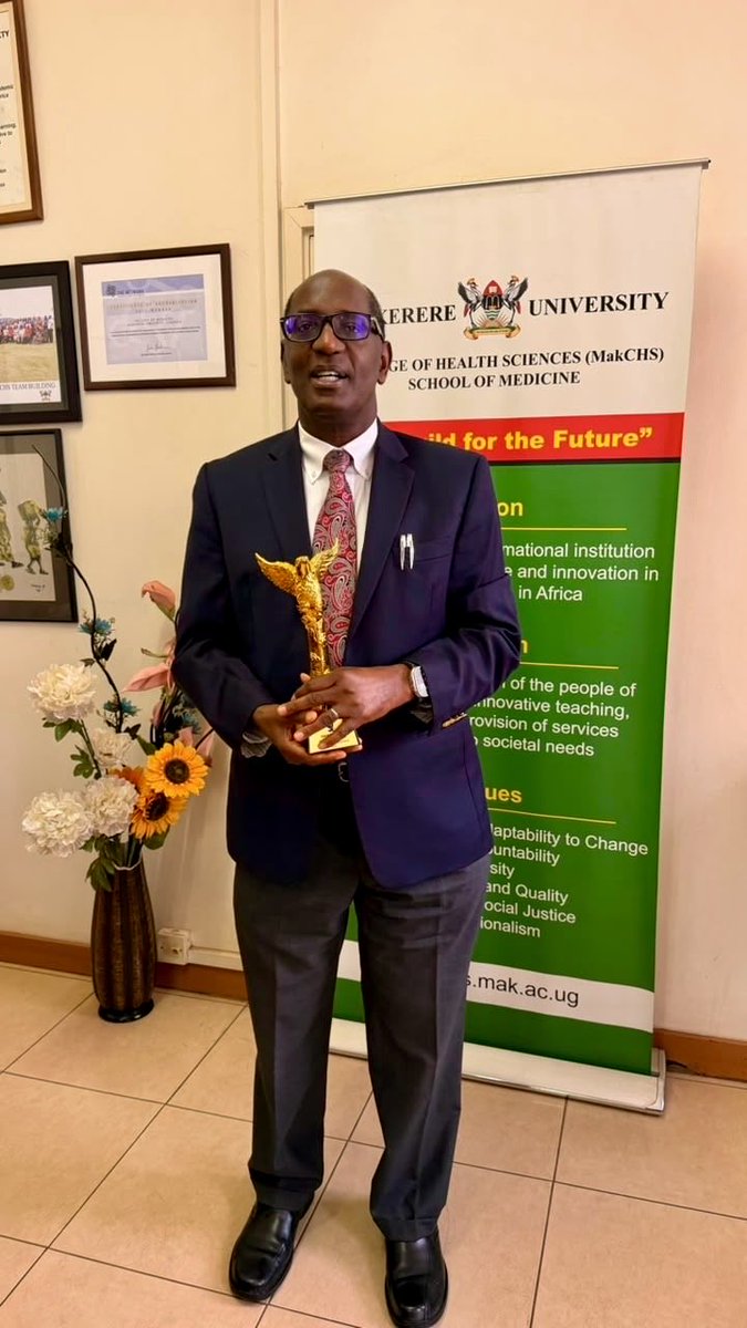 IDRC_Uganda's tweet photo. Congratulations to our Executive Director, Professor Moses Kamya, on receiving the SMACKOBA Lifetime Alumni Medallion 2025! 👏🏽
This prestigious recognition celebrates eminent Old Boys of St. Mary’s College Kisubi whose distinguished contributions have made a lasting impact in their professions and the wider Ugandan community. We are proud to celebrate Prof. Kamya’s exceptional leadership and contribution to health research and public health. #SMACKOBA #Leadership #ResearchExcellence