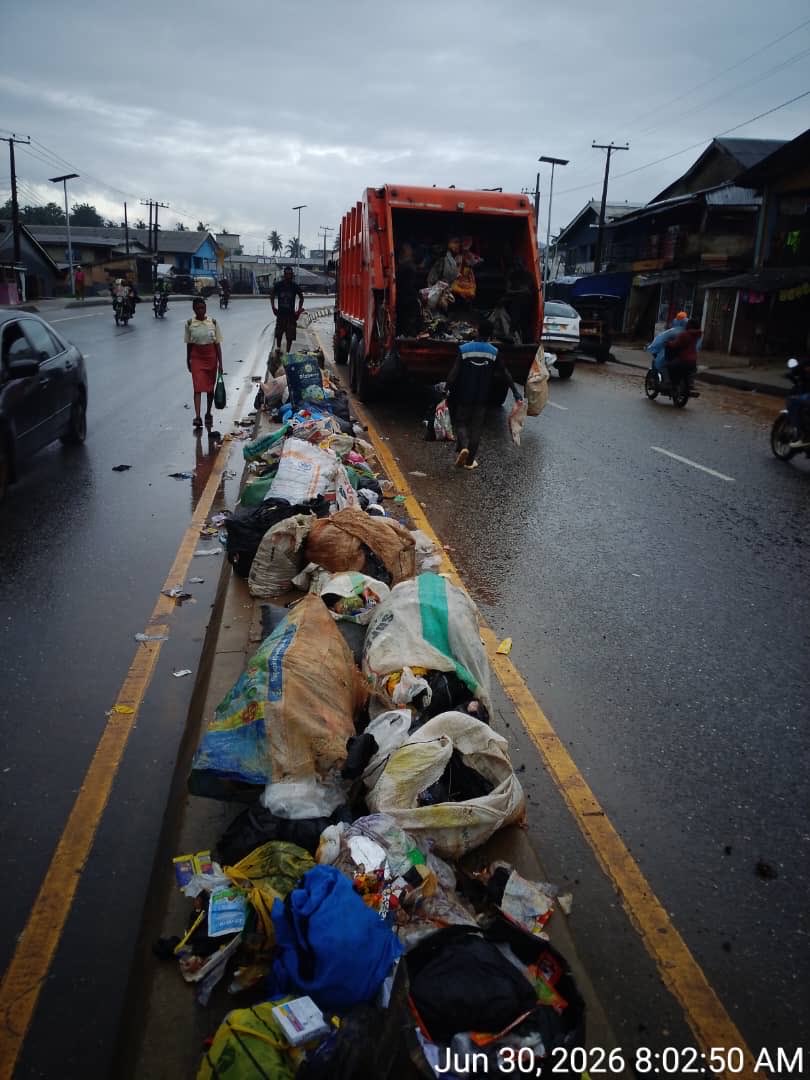 lawmaops's tweet photo. [8:26AM] #EpeCleanup #LAWMACares #RouteClearance #StreetSanitation #LAWMAOps

Stretch of refuse on the median at Oluiwa area, Epe–Lagos Road, cleared. LAWMA teams successfully removed accumulated waste from the median as part of ongoing efforts to improve environmental sanitation and maintain cleaner public spaces across Lagos.

@Lawma_gov @LawmaCares
@followlasg
@jidesanwoolu
@drobafemihamzat
@tokunbo_wahab
@muyiwag
@LASGMOE