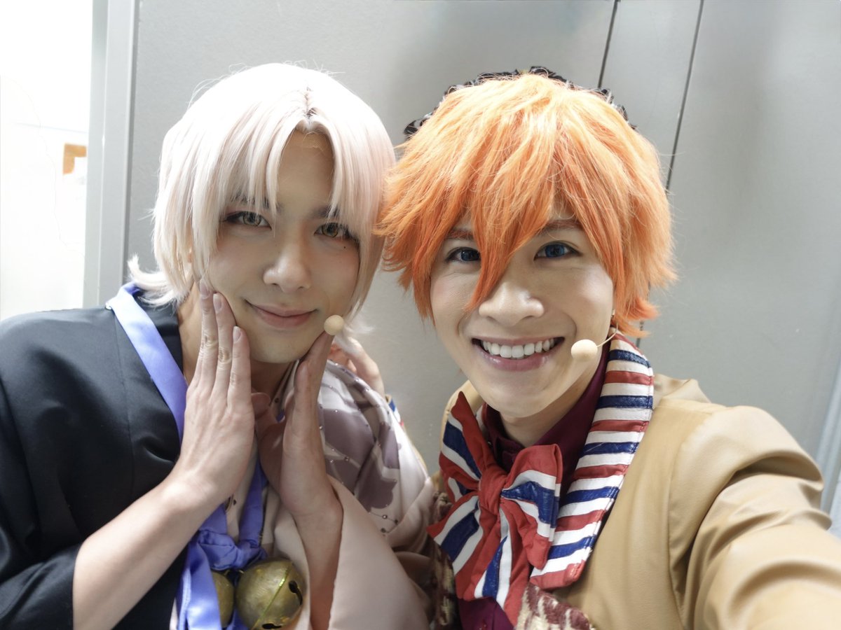 Asahi_Amano's tweet photo. 舞台アイ★チュウ ファイナルライブ
「LIVE!!!!!!アイ★チュウ〜étoile éternelle〜」
思い出大放出スペシャル③
和の魅せ方最強お兄ちゃん達、天上天下！
GrandMasterで大きい背中で引っ張ってくれ着いていかせてもらったしょうくん
話せば話すほど止まらなくなるし大好きなまぐくん
いつもめーっちゃ綺麗で、優しく話してくれるひなたくん
根っから巽で情熱男の辻けんくん
#舞台アイチュウ