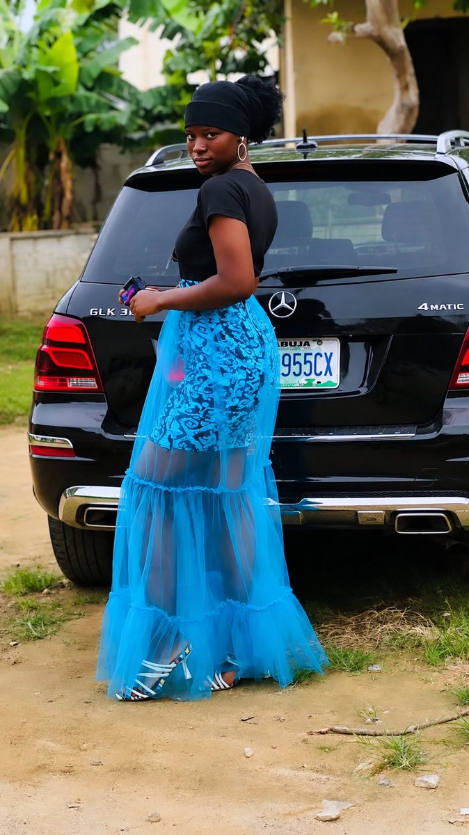 olamelanin's tweet photo. Finally got myself a GLK.
Na why I no fit settle for less
I'm allergic to broke men😂 https://t.co/8kvHkjez4K