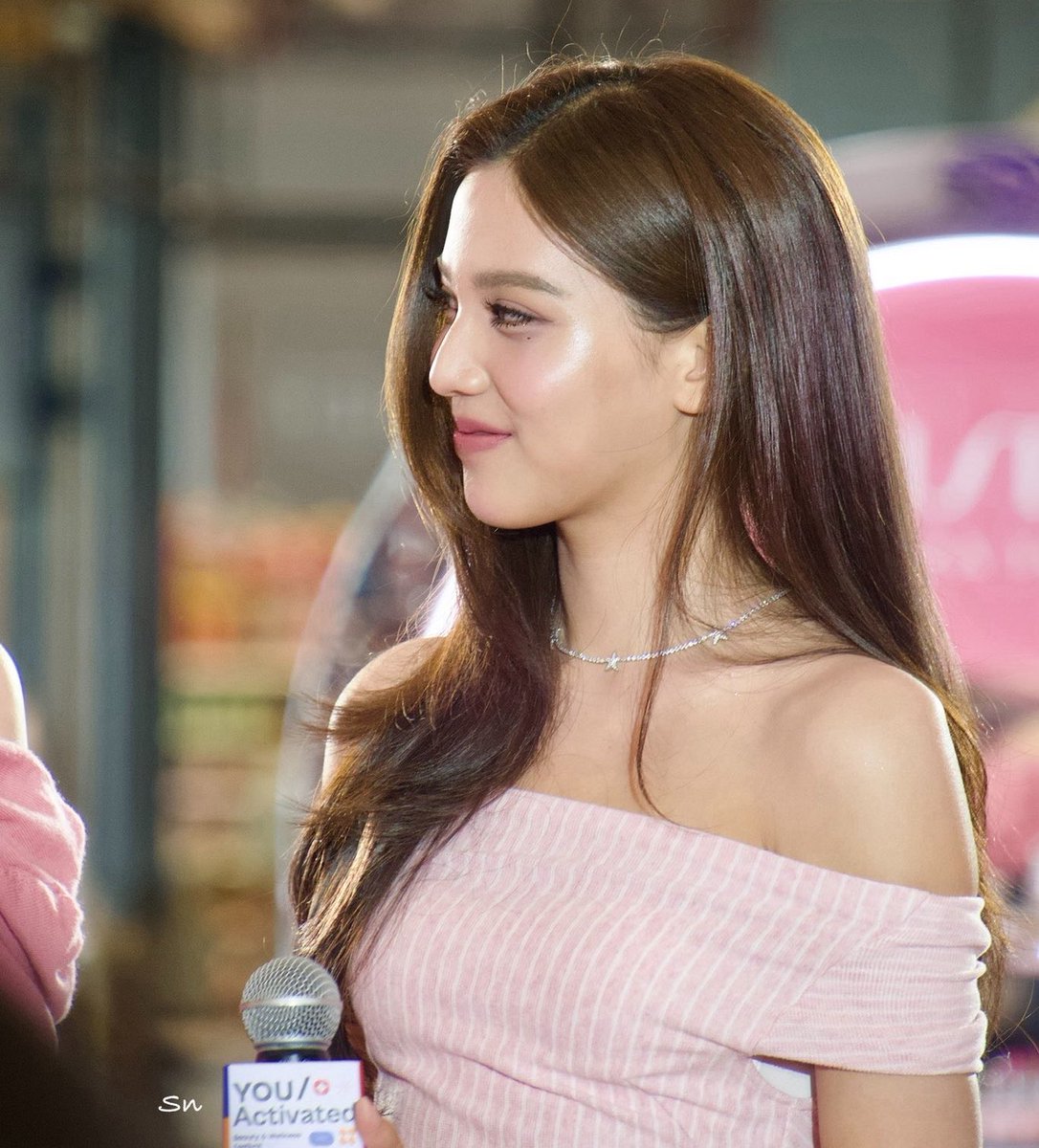 sasswithay's tweet photo. คนสวยขาของบี๋// https://t.co/7impAaOY5x