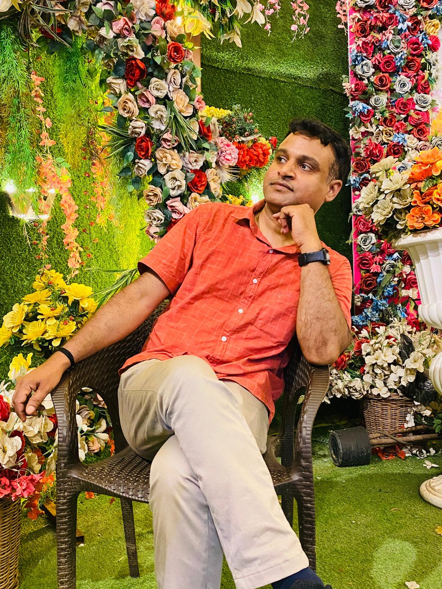 AjayPareek01's tweet photo. “कर ना सके इकरार तो कोई बात नहीं
मेरी वफ़ा का उन्हें ऐतबार तो है” https://t.co/hYWevD9vEF