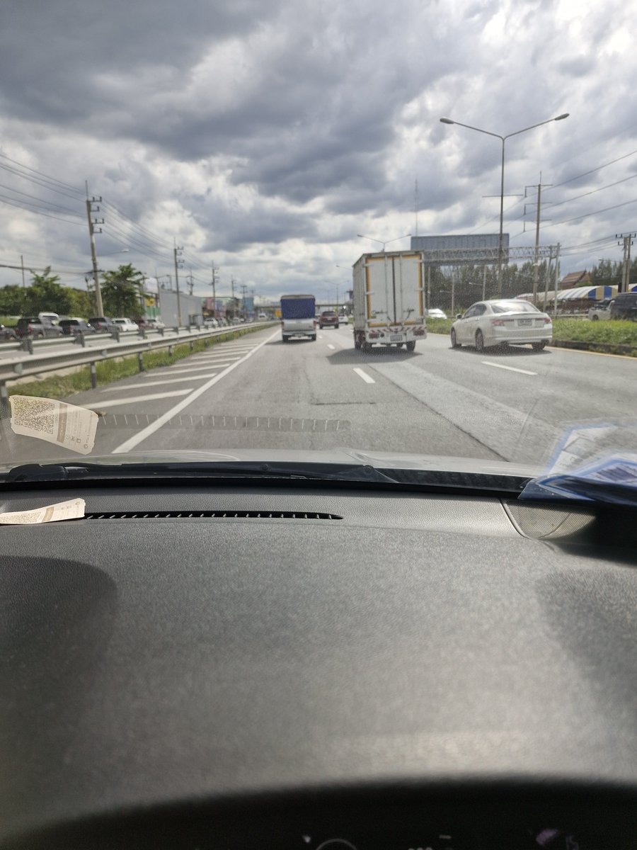 PCN1989's tweet photo. จะได้เที่ยวมั่ยยยย 🚙🚙🚙
#สามพราน https://t.co/Py9rB7BvgN