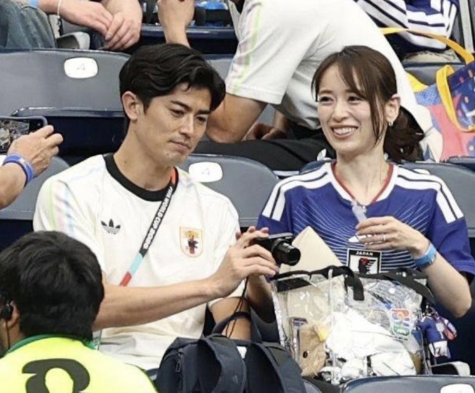 hiro_endo's tweet photo. 谷口＆泉里香夫妻、尊いな〜 https://t.co/iQH0CNgDr7