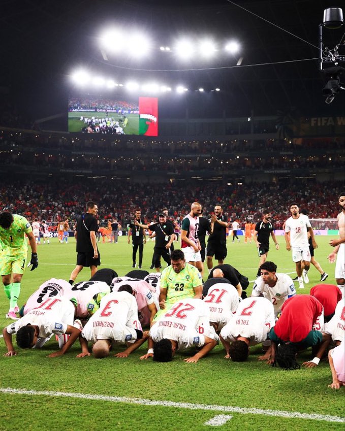 a5medv's tweet photo. صياح الارهابيين الاسلاموفوبيك الصهاينة حول العالم يطربني… خاصة الكلب الهولندي اللي سب الذات الإلهية 

عاش منتخب المغرب، كسرتوا عينهم https://t.co/XNG7F1qaeh