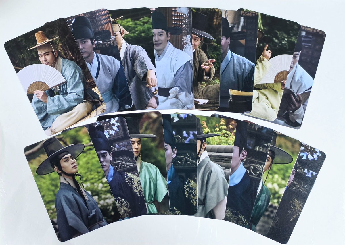 ninestory9's tweet photo. 🌌뮤지컬 #해몽가

💫미공개 캐릭터컷 포토카드 실물 공개

진행기간: 6/30(화)~7/5(일)

*해당 기간 동안 미공개 캐릭터컷 포토카드 4종
(당일 캐스트/저잣거리, 궁 버전)을 드립니다.
*유료 예매자에 한해 티켓 수령 시 증정됩니다.

𝘔𝘜𝘚𝘐𝘊𝘈𝘓 해몽가 https://t.co/ufL6iyuczm