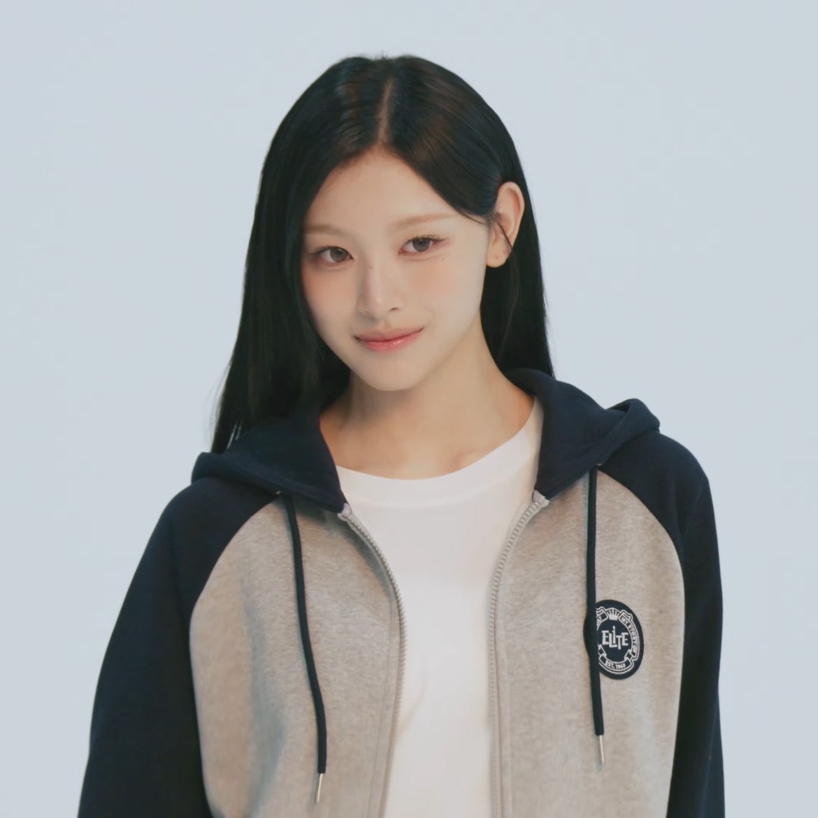 29ovey's tweet photo. 어흐흑 흑발깐냠 너무너무이뽀…….. https://t.co/m5OfPeDJ2Y