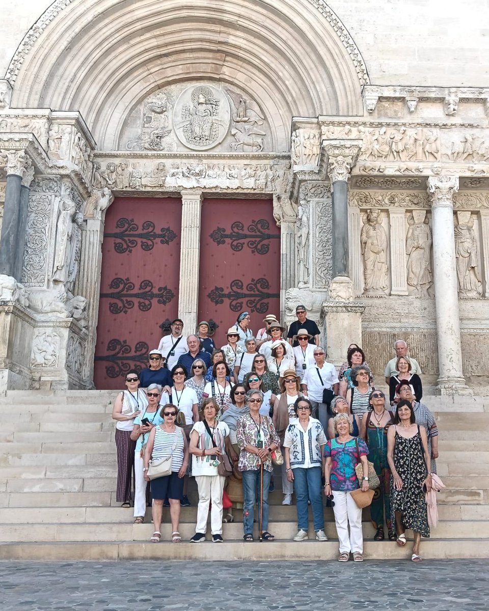 ategal's tweet photo. 🗺️ Niza, Saint-Tropez, Aviñón y Marsella fueron algunos de los destinos de la excursión de fin de curso.

🧳Un viaje inolvidable en el que disfrutaron de la belleza de los paisajes de la Provenza y la Costa Azul, además de descubrir la riqueza de su historia y su cultura. https://t.co/8tzOc4p0Zd