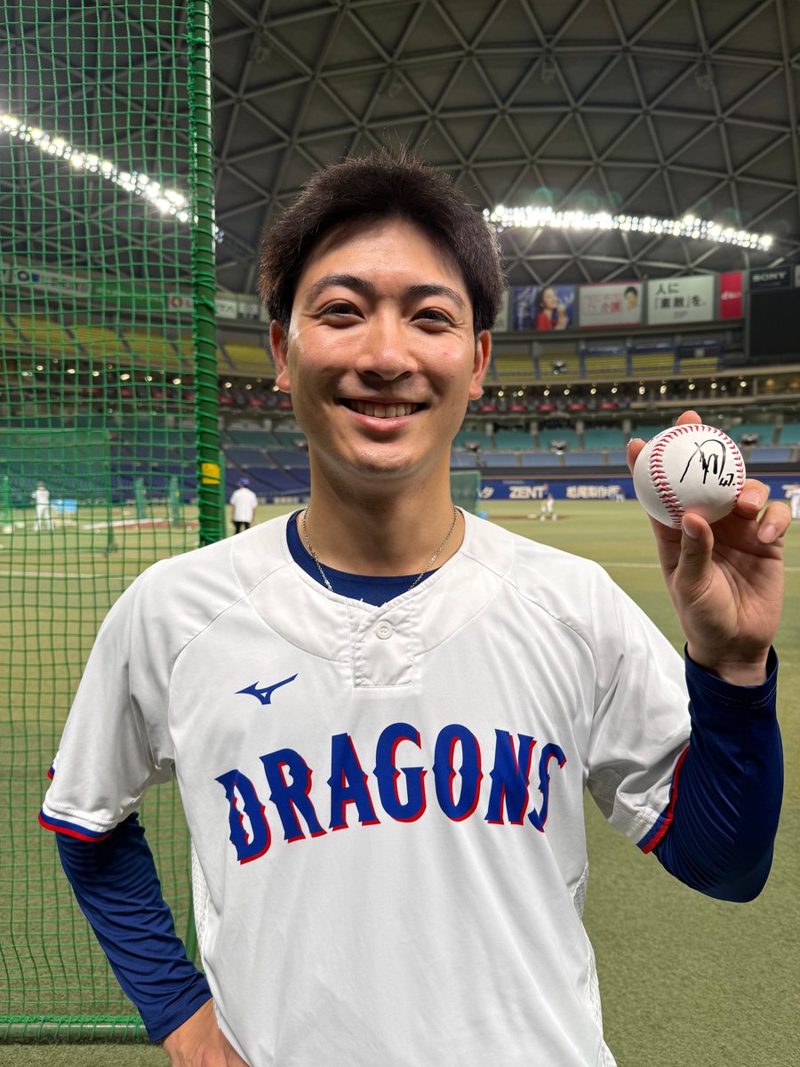 tva_sports's tweet photo. /／
テレビ愛知📺野球中継プレゼント企画‼️🎁
\＼
7月11日（土）放送の10チャンベースボールでは
【ドラゴンズファンボイス】を実施🗣
1️⃣当アカウントをフォロー＆投稿をリポスト
2️⃣アンケートに参加してくれた方
抽選でそれぞれ１名様ずつに
#吉田聖弥 投手のサインボールをプレゼント‼⚾
👇詳しくはテレビ愛知の番組HPをご覧ください👇
https://t.co/8n5Qe9YJNk
#テレビ愛知 #tvasports #dragons #中日ドラゴンズ