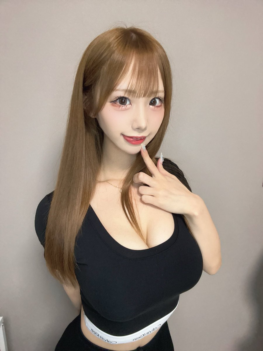 aya09031117's tweet photo. 髪色明るくしました🥹🥹 https://t.co/LEYfd1e4IA