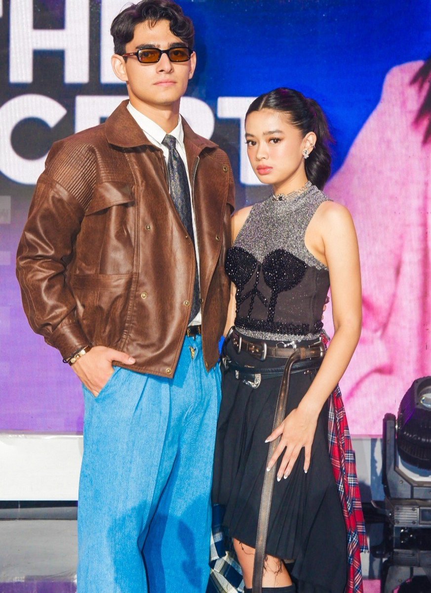 bbuflowss's tweet photo. LUCUU BANGETTT BER 4 https://t.co/uoGo6Ve263