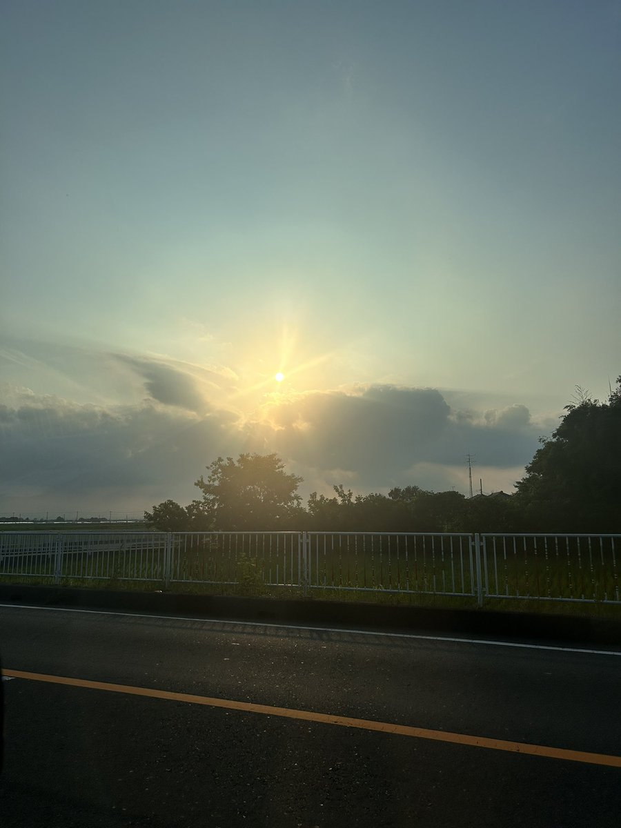 akeh_haruka's tweet photo. 2026年下半期も頑張りましょう
自然に感謝
命に感謝

#感謝 https://t.co/7UqOEBYWeQ
