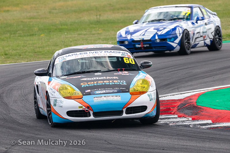 CalmAllPorsche's tweet photo. The report from our races at Snetterton, with photos from @sfgmulcahy is now live on our website
https://t.co/sC96ROhyAn https://t.co/XoPZxJ1hJF