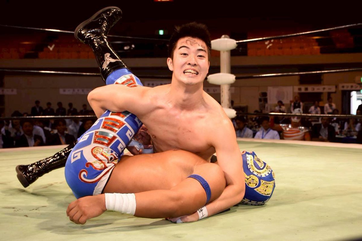 michinoku279's tweet photo. シークレットプロレスは
みちのくプロレスの
スポンサー様でもある
TーMIG様での試合でした!
これからも一緒にもっと岩手を
盛り上げていきましょう!!
#岩手トヨペット
#岩手トヨタ
#ネッツトヨタ岩手
#トヨタカローラ南岩手
#みちのくプロレス
#michipro #佐藤維 https://t.co/tKDHZJqNhN