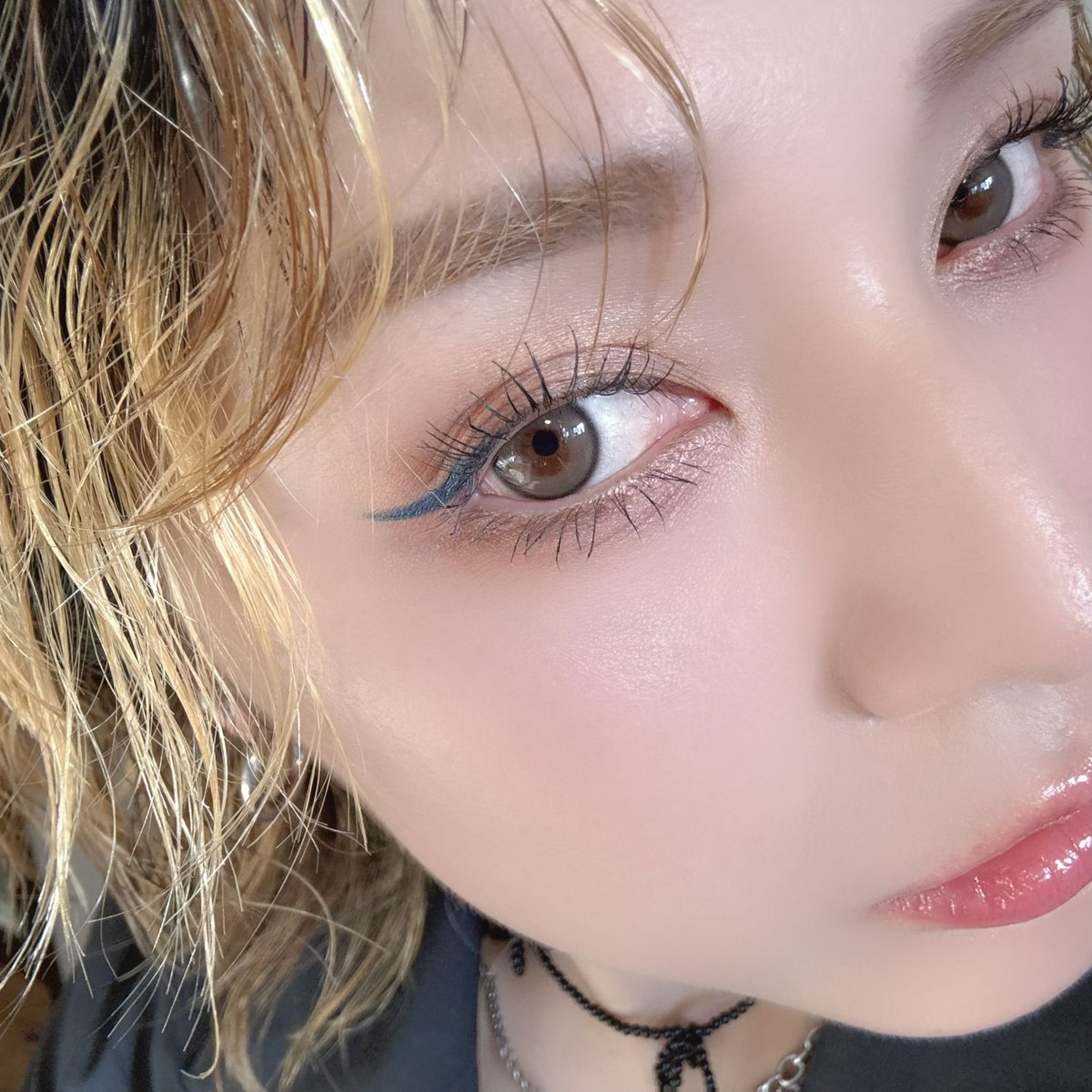 momen0kinugoshi's tweet photo. TOM FORD BEAUTY
Golden Hour

夏はこういうメイクがアガるよね〜ん🤘🏻 https://t.co/XBd8ljOJdE