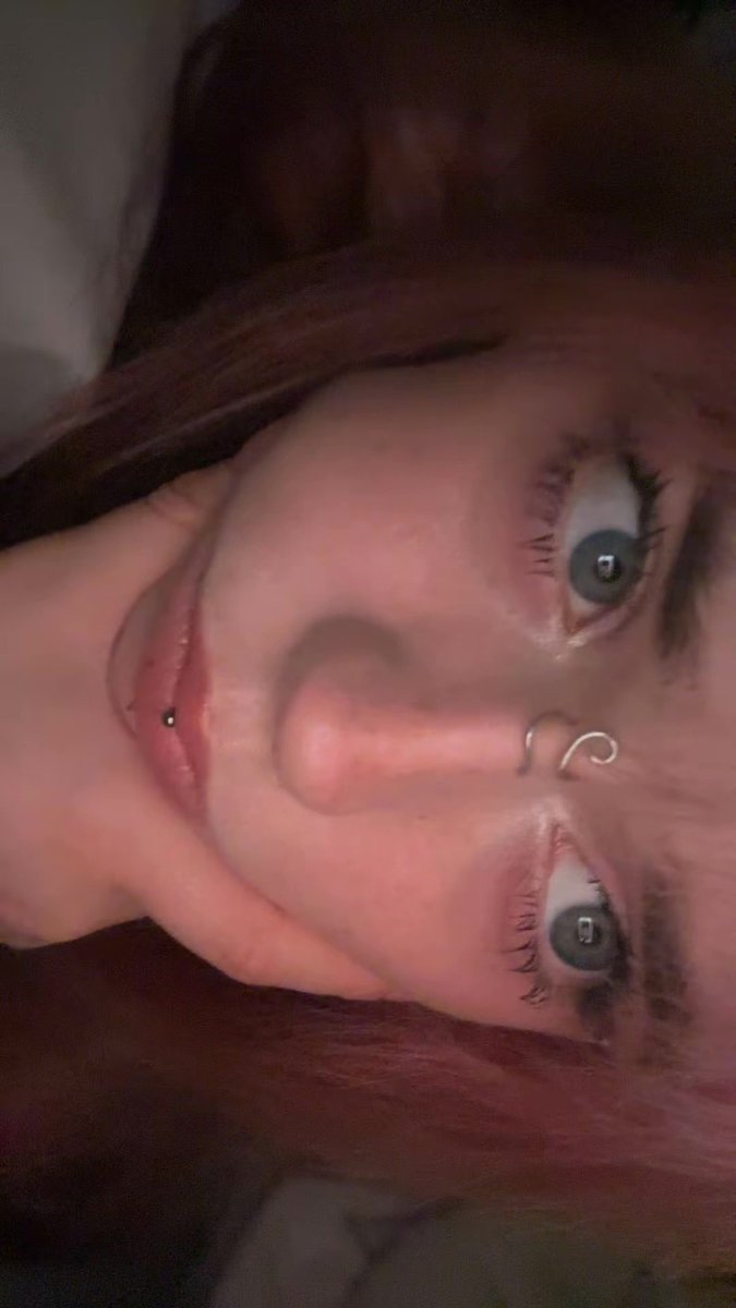 dreamercalls's tweet photo. intro!!

•I’m dreamerrr haiii
~
• not new to #nsfwtwt
~
• 20!! 
~
• i take pic reqs,, hence paypal in bio…i js post for fun and shit post my thoughts :p https://t.co/cW6Oha2qe1