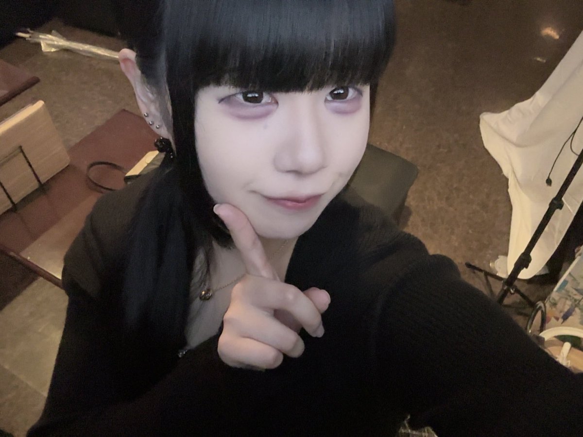 guildknz's tweet photo. 6月30日(火)

🈺19:00～27:00
※営業時間に変更あります

☁ましゅ︎︎☁19-23 @mashu__mero 
🥀ぢる🥀 20-23 @diru_guild
🎀うる🎀23-27 @Uru_guild 

こちらのメンバーでお待ちしております❕ https://t.co/HakAzlntOj