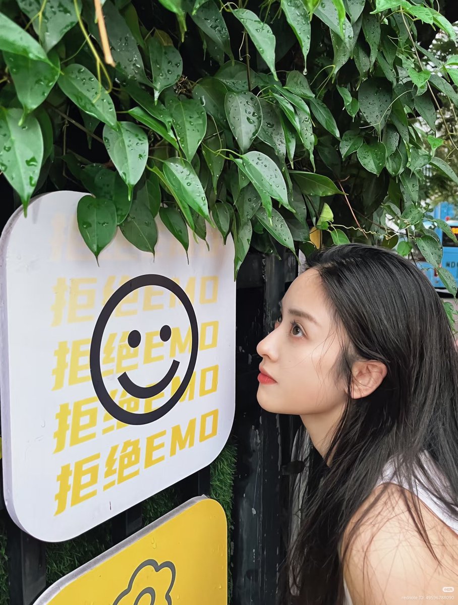 ChenY87574's tweet photo. "The cheerful and outgoing personality, the procrastinator personality, and the pre-made meals lover personality are all back. 😎"
#ShenYue https://t.co/cGEf6Dnc7P