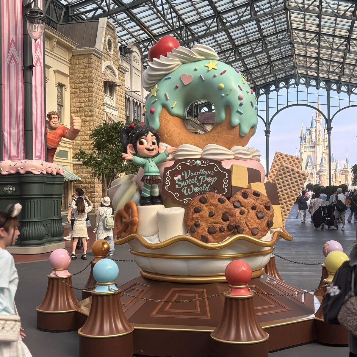 LOVE_Donald_D's tweet photo. #ヴァネロペ
突然行きたくなって衝動てインパしちゃった笑

#ディズニー好きと繋がりたい
#東京ディズニーランド
#パルパルーザ https://t.co/0Zl3gtuH8l